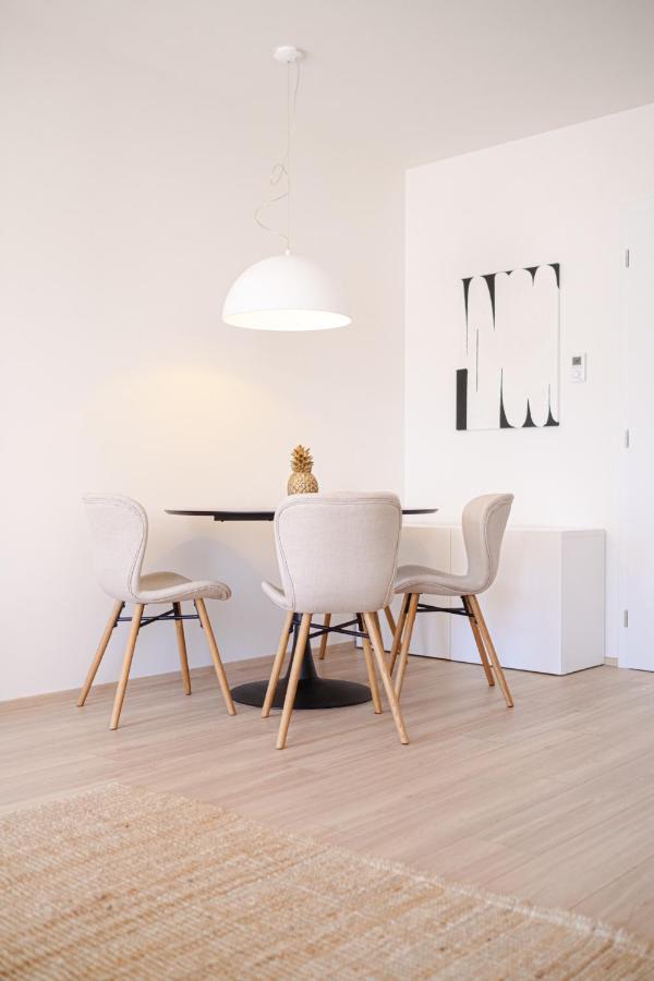 Newly Built Apartment In Vibrant Neighbourhood 프라하 외부 사진