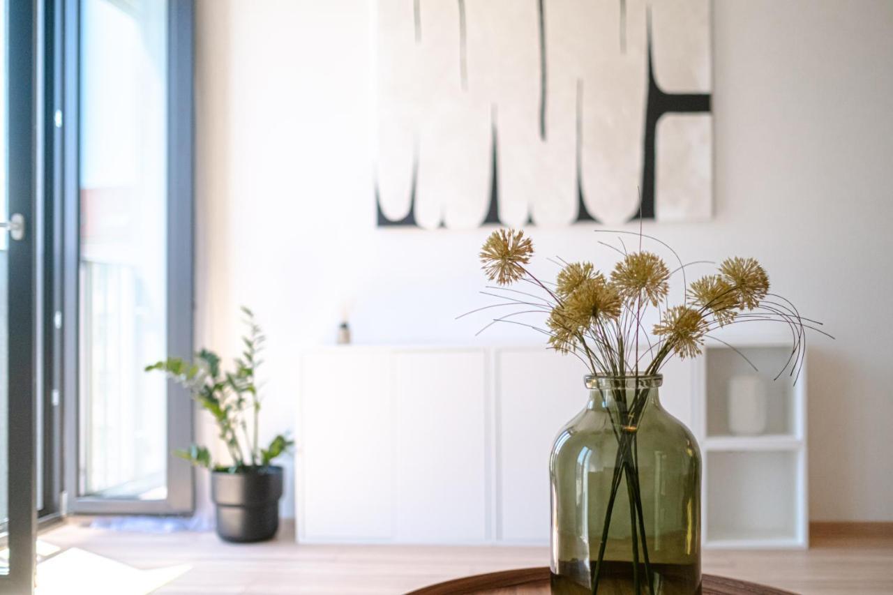 Newly Built Apartment In Vibrant Neighbourhood 프라하 외부 사진